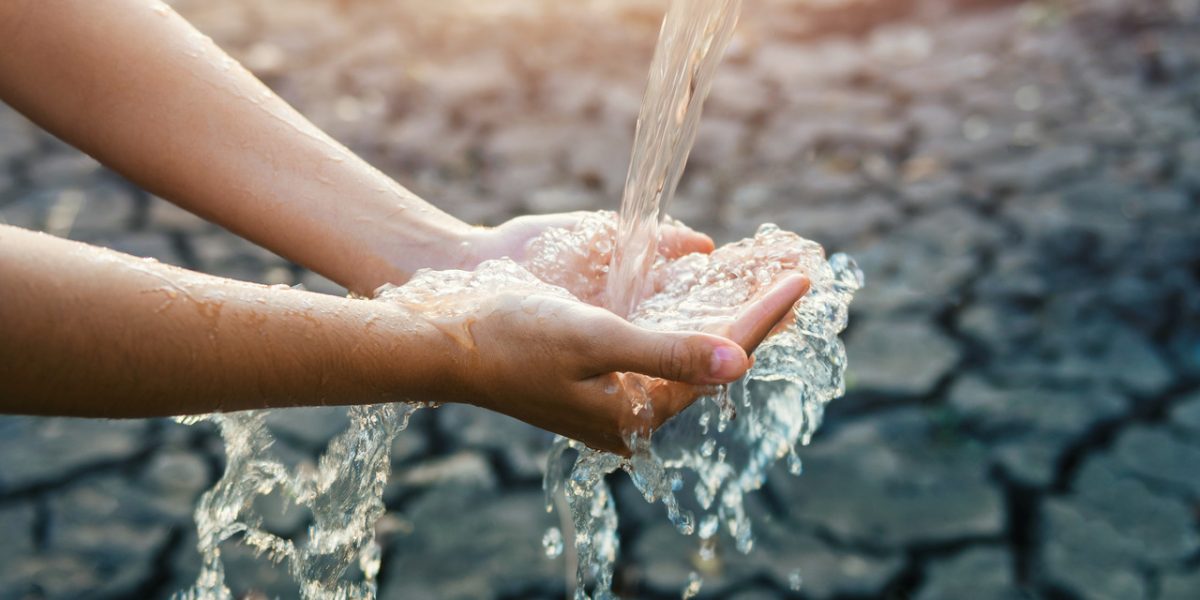 water-pouring-hand-morning-ligth-background_Easy-Resize.com water-pouring-hand-morning-ligth-background_Easy-Resize.com